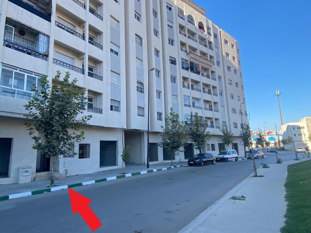 Appart Neuf Lumineux Climatise 1Ere Etage Tanger Luaran gambar
